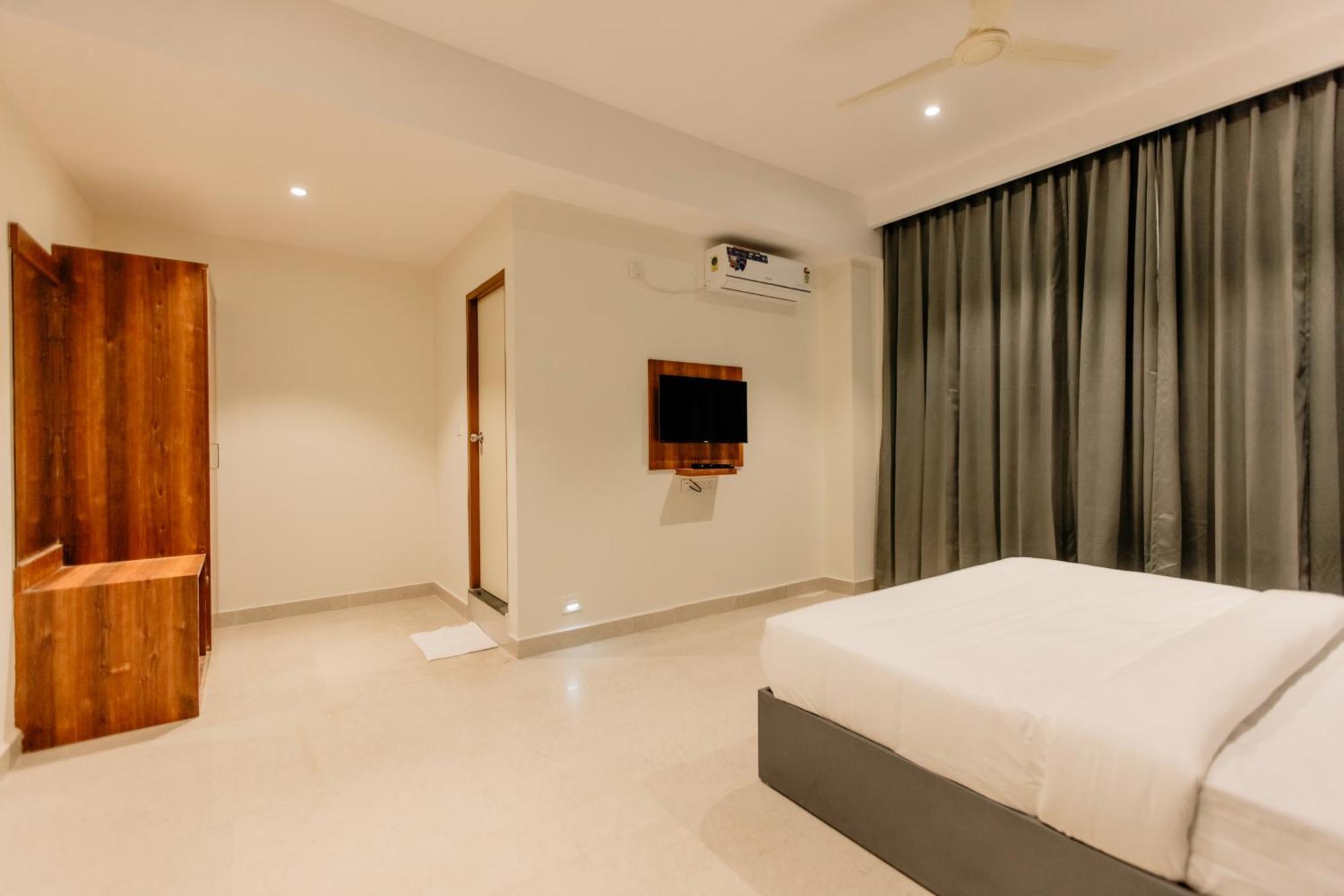 No 7 Vista Hotel Bangalore Exterior photo
