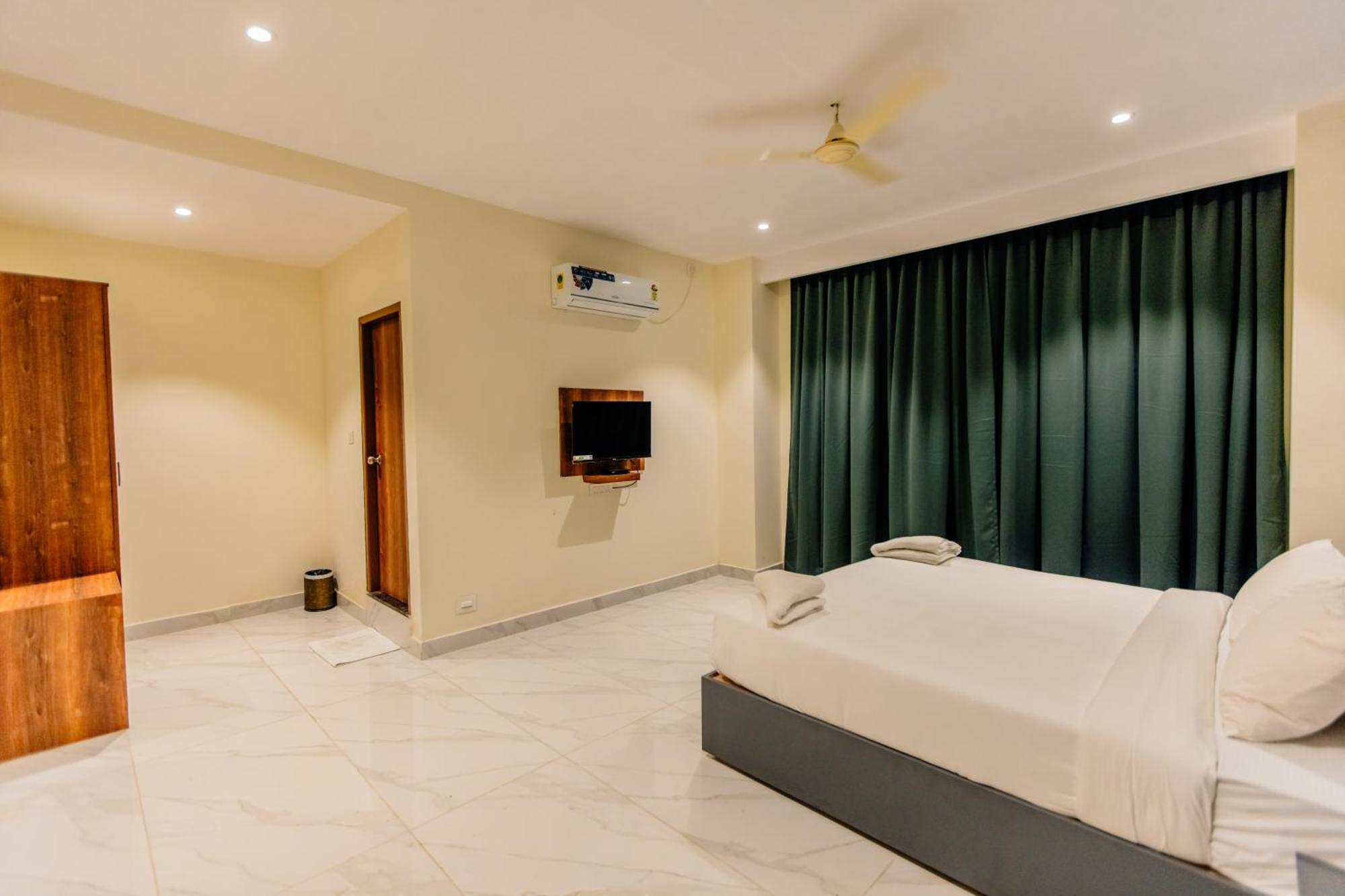 No 7 Vista Hotel Bangalore Exterior photo